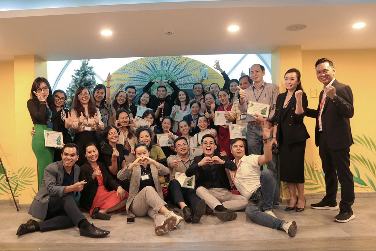 Authentic Business Presentation - TP. HCM